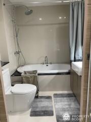 2-BR Condo at O2 Hip Condominium near BTS Phloen Chit (ID 509881)