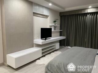 2-BR Condo at O2 Hip Condominium near BTS Phloen Chit (ID 509881)