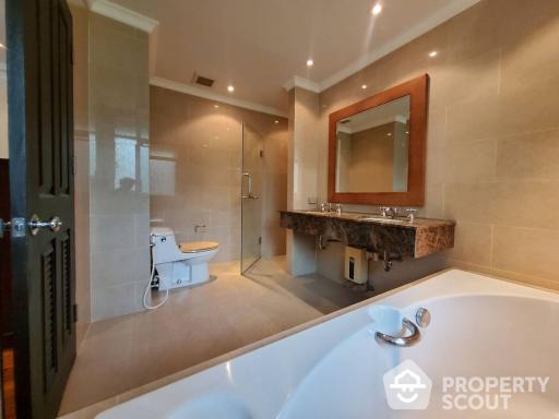 2-BR Condo at The Cadogan Private Residence near BTS Phrom Phong (ID 407979)