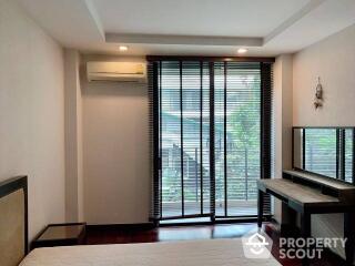 1-BR Condo at O2 Hip Condominium near BTS Phloen Chit (ID 405614)