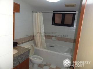 2-BR Condo at Baan Chan Condominium near ARL Ramkhamhaeng (ID 509820)