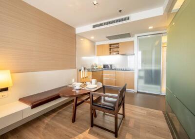 1-BR Serviced Apt. near BTS Chong Nonsi (ID 517186)