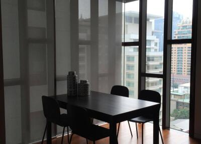 1-BR Condo at Hansar Bangkok Hotel near BTS Ratchadamri (ID 510805)