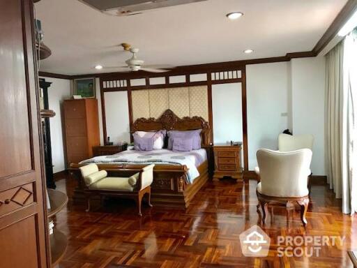 3-BR Apt. near BTS Phrom Phong