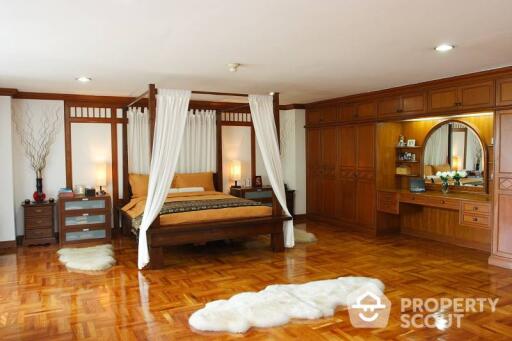 4-BR Apt. near BTS Phrom Phong (ID 420834)