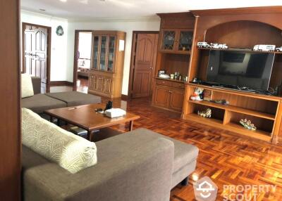 3-BR Apt. near MRT Phetchaburi (ID 512389)