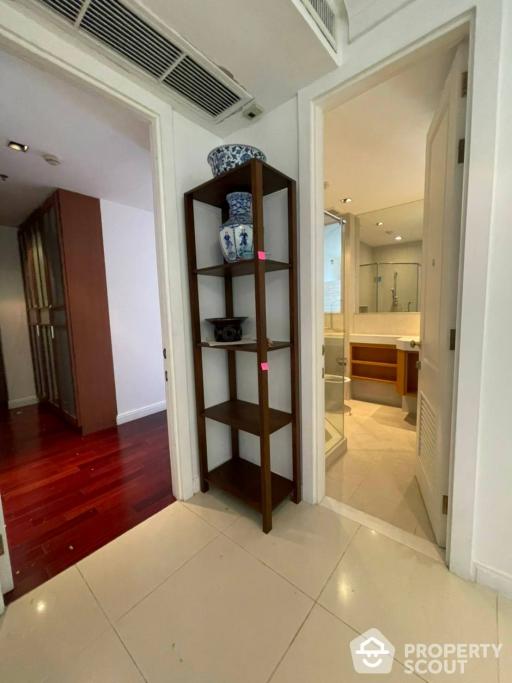 2-BR Condo at Athenee Residence near BTS Phloen Chit (ID 515494)