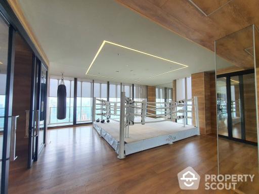 2-BR Apt. near BTS Phrom Phong