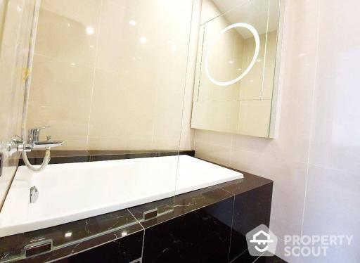 2-BR Apt. near BTS Phrom Phong