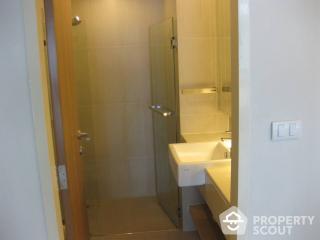 1-BR Condo at Zenith Place Sukhumvit 42 Condominium near BTS Ekkamai