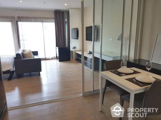 1-BR Condo at Noble Remix near BTS Thong Lor