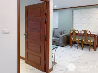 1-BR Condo at Saranjai Mansion Condominium near BTS Nana