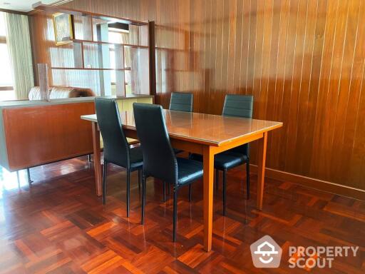 2-BR Apt. near BTS Chit Lom