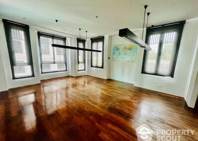 4-BR Apt. near BTS Thong Lor