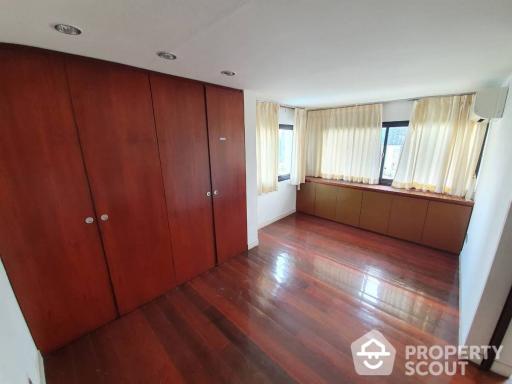 2-BR Condo at Thonglor Tower Condominium near BTS Thong Lor