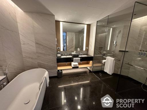 2-BR Serviced Apt. near BTS Ratchathewi