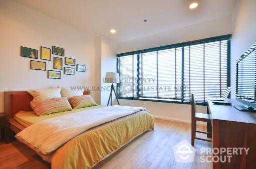 1-BR Condo at The Royal Maneeya Condominium near BTS Chit Lom (ID 513055)