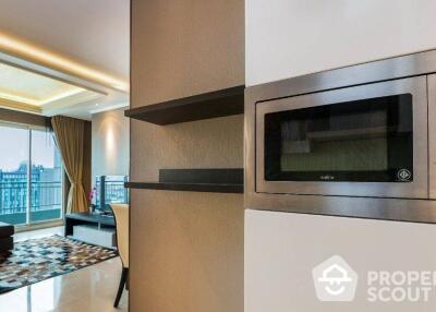 1-BR Condo at Circle Condominium near MRT Phetchaburi