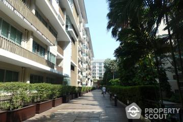 1-BR Condo at The Clover Thonglor Residence near BTS Thong Lor