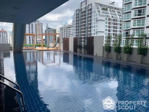 1-BR Condo at Sukhumvit Suite near BTS Nana