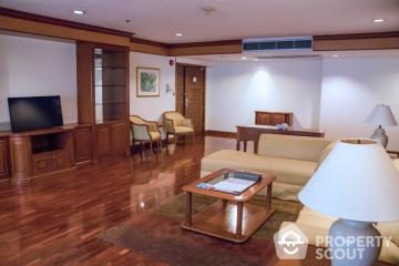 3-BR Condo near BTS Chit Lom (ID 512128)