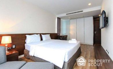 1-BR Condo at Tanida Residence near BTS Surasak