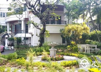 5-BR House near ARL Ramkhamhaeng (ID 511384)