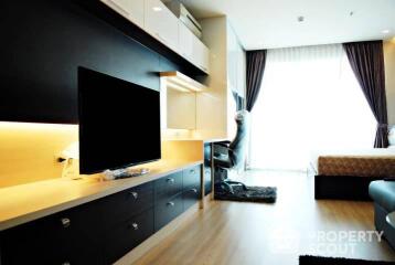 Studio Condo at Sky Walk Residences near BTS Phra Khanong (ID 390077)