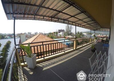 2-BR Condo at Sribumpen Condo Home near MRT Khlong Toei