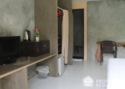 Studio Condo at Sribumpen Condo Home near MRT Khlong Toei