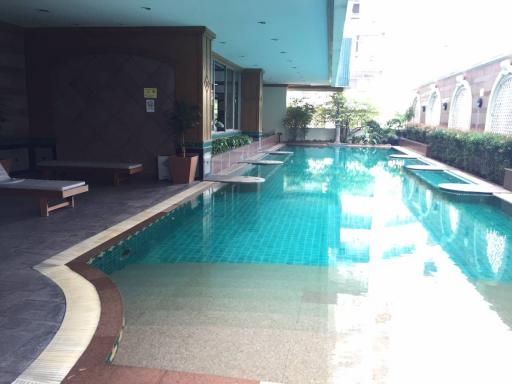 2-BR Condo at Asoke Place near MRT Sukhumvit