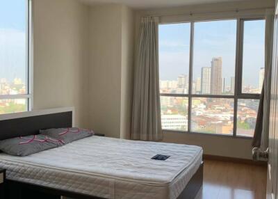 1-BR Condo at The Privacy Ratchada Sutthisan near BTS Ekkamai