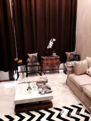 1-BR Condo at The Emporio Place near BTS Phrom Phong (ID 514311)