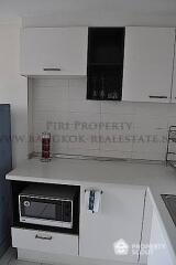 2-BR Condo at Lumpini Ville Cultural Center near MRT Huai Khwang (ID 509557)