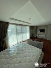 2-BR Serviced Apt. near BTS Thong Lor