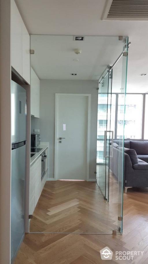 1-BR Condo at The Room Sukhumvit 21 near MRT Sukhumvit (ID 514570)