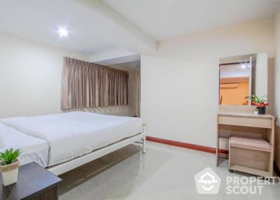 2-BR Condo at Tèja Hotel near BTS Nana