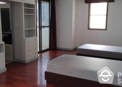 3-BR Apt. near MRT Sukhumvit