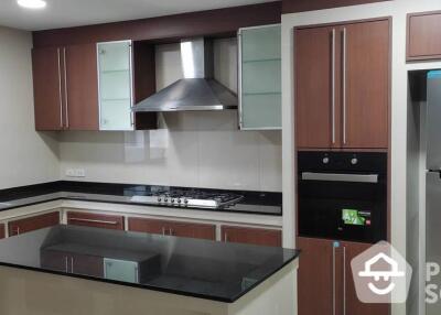 3-BR Apt. near MRT Sukhumvit