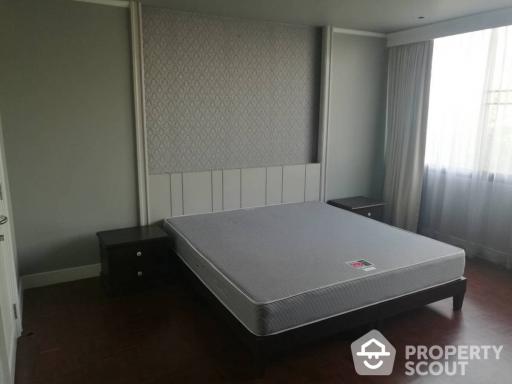 2-BR Apt. near BTS Phloen Chit (ID 511299)