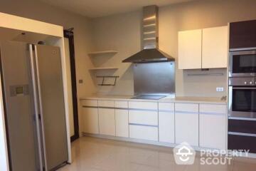 4-BR Apt. near MRT Lumphini