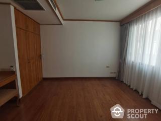 3-BR Apt. near BTS Ekkamai (ID 515385)