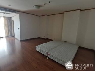 3-BR Apt. near BTS Ekkamai (ID 515385)