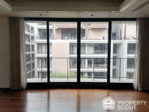 4-BR Apt. near MRT Sukhumvit