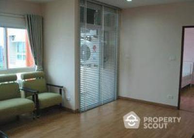 2-BR Condo at Pg Rama 9 near MRT Phra Ram 9 (ID 510329)