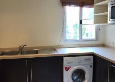 3-BR Apt. near BTS Chong Nonsi (ID 381955)