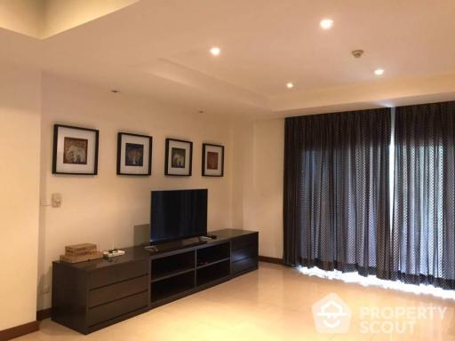 3-BR Apt. near BTS Chong Nonsi (ID 381955)