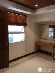 3-BR Apt. near BTS Chong Nonsi (ID 381955)