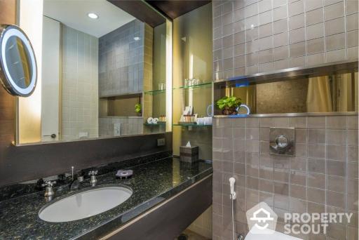 Studio Serviced Apt. near BTS Phrom Phong