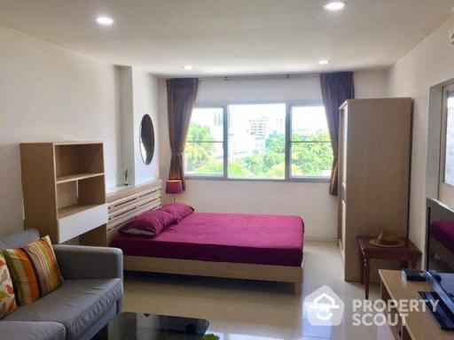 Studio Condo at Condo One Thonglor Station near BTS Thong Lor (ID 511831)